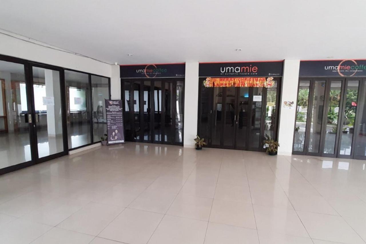 Reddoorz Plus @ Bitung City Center Exterior photo