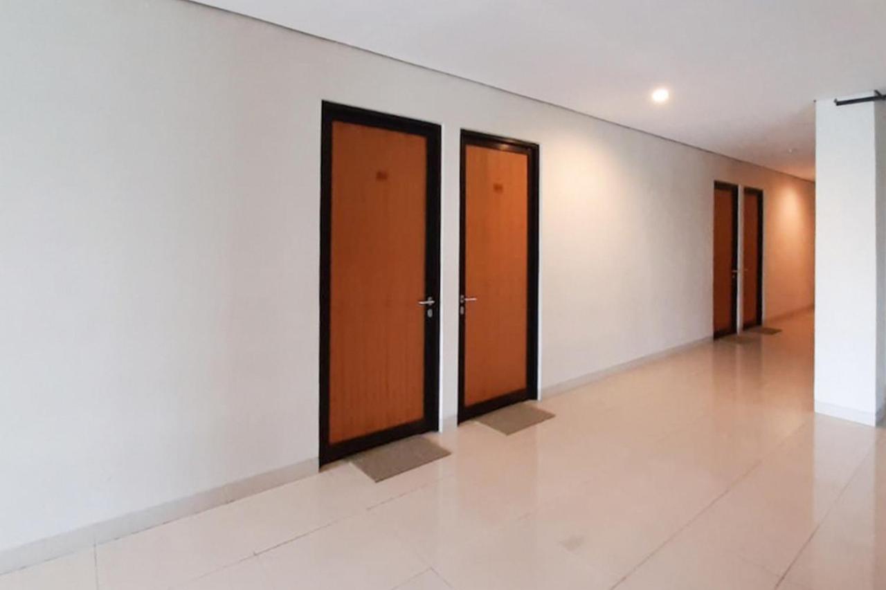 Reddoorz Plus @ Bitung City Center Exterior photo